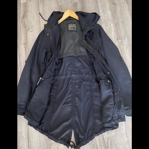 Levi’s  denim jacket - Picture 7 of 11